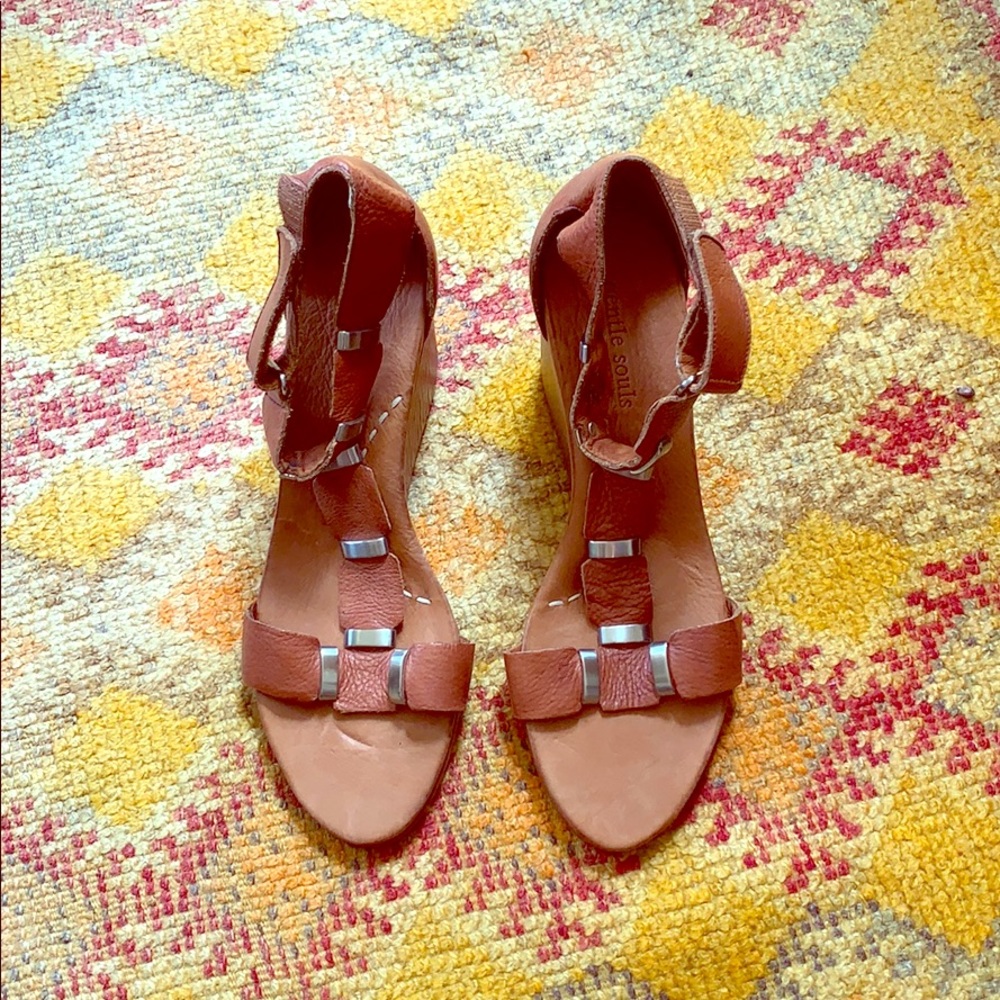 Gentle souls by Kenneth Cole.